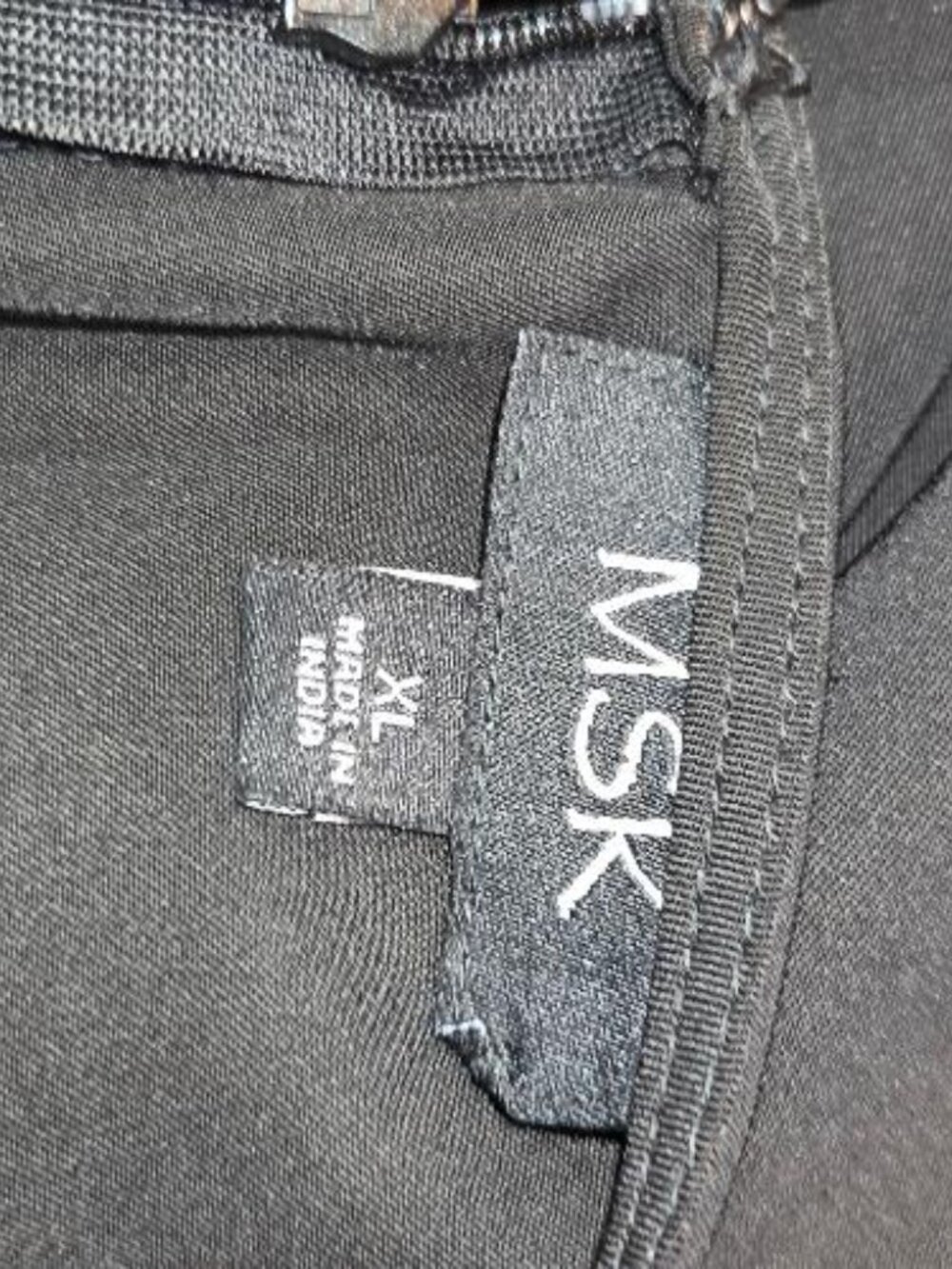 MSK Black Shift Dress with Balayage Ombre Sequin Balloon Sleeves - Picture 7 of 7